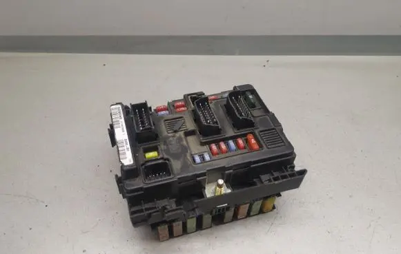 Peugeot 307 BSM Control unit 9650618480 965061848000 U118470003L