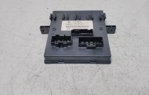 Audi Q7 4L Power management control unit 4F0907279 4F0910279K