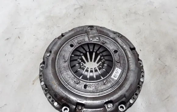 Renault Trafic III (X82) Pressure plate 302105151R