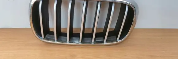 BMW X5 F15 Front bumper upper radiator grill 7308660