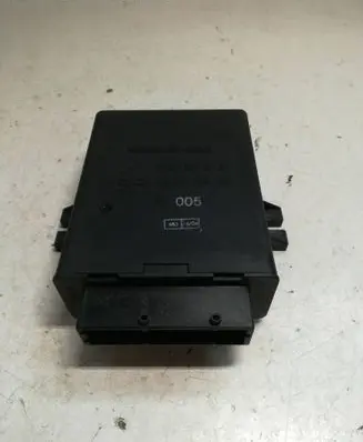 Mercedes-Benz E W211 Air suspension control unit module (rear) A2115450432 410213006001