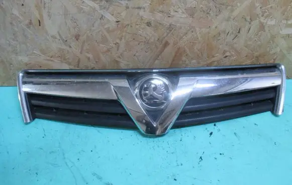 Opel Antara Front grill 96433237