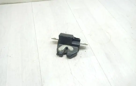Fiat 500 Tailgate/trunk/boot lock/catch/latch 55701971