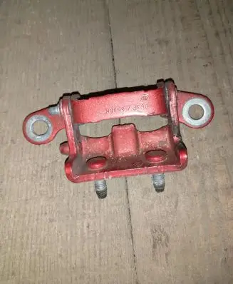 Renault Kadjar Rear door upper hinge