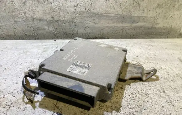 Mazda 6 Engine control unit/module 2758006243