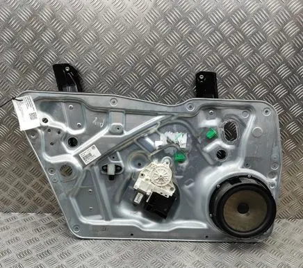 Volkswagen Tiguan Front door electric window regulator 5N2837729G 5N0837461