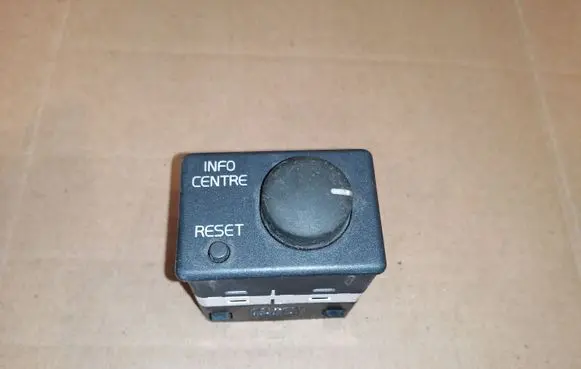Volvo S40, V40 Multifunctional control switch/knob 889988