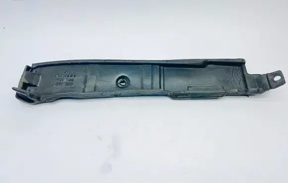Audi TT TTS Mk2 Fender foam support/seal 8J0821111A