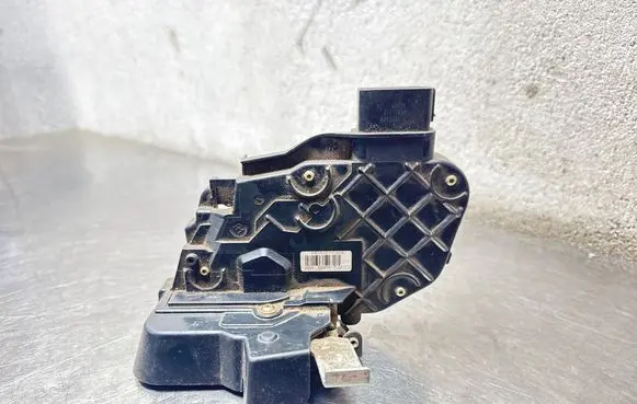 Ford Focus Rear door lock 4M5AR26412EB 2205