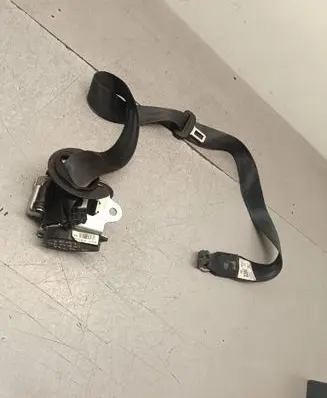 Seat Alhambra (Mk2) Rear seatbelt 6152187