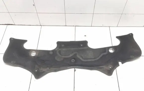 Engine bonnet/hood sound/heat insulation