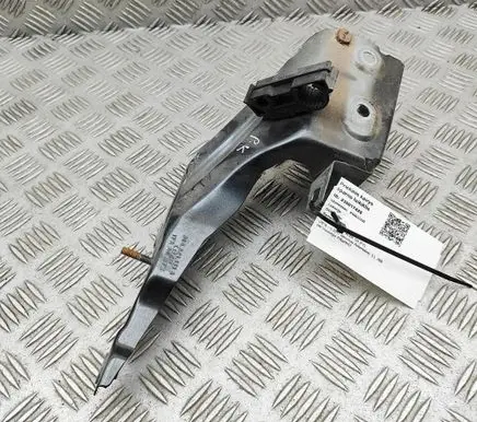 Audi Q5 SQ5 FY Fender mounting bracket 80A821131A