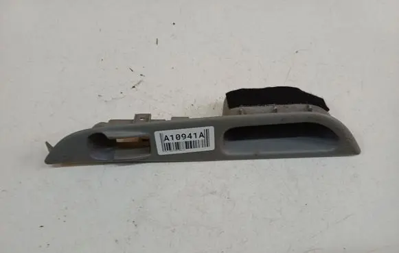 Nissan Almera Tino Front door window switch trim 82961BU700