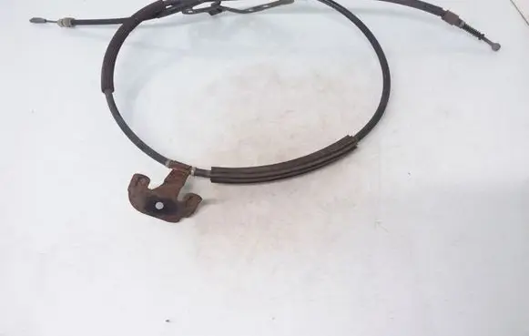 Handbrake/parking brake wiring cable