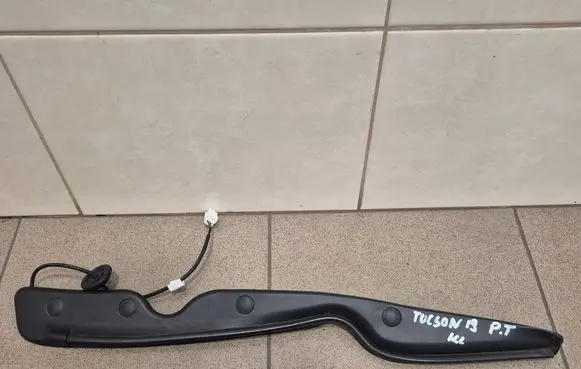Hyundai Tucson TL Other trunk/boot trim element 83140D3100