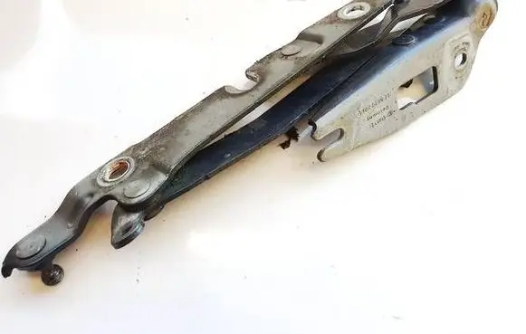 Audi A4 S4 B6 8E 8H Tailgate/trunk/boot hinge 8e5827301b