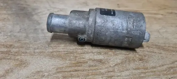 Volvo 850 Idle control valve (regulator) 0280140516