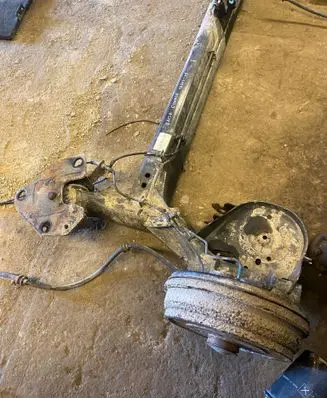 Dacia Dokker Rear axle beam 555114272R 555114272