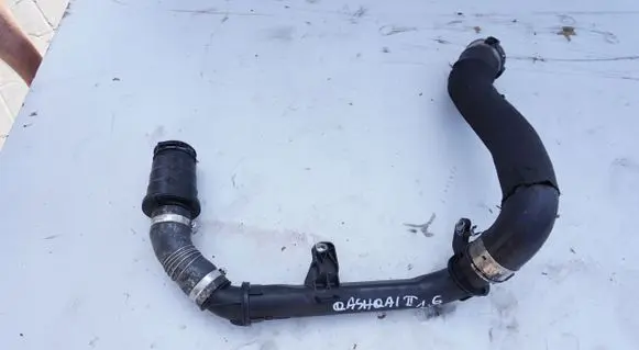 Intake resonator