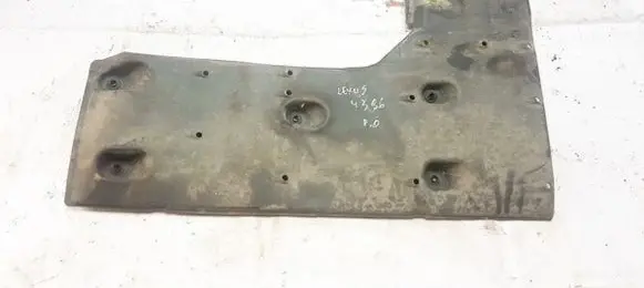 Lexus IS 220D-250-350 Engine splash shield/under tray 5816553020