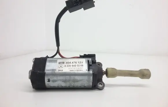 Mercedes-Benz E W210 Steering column adjust motor A2205400288 404476