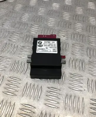 BMW X6 E71 Fuel injection pump control unit/module 7180427 5DS00944400 12037310