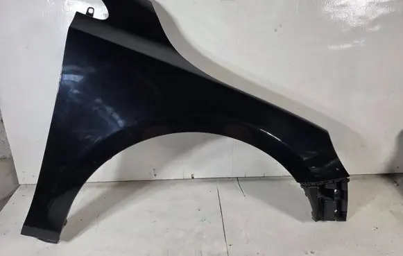 Volvo V40 Fender BLOTNIKPPV40II452