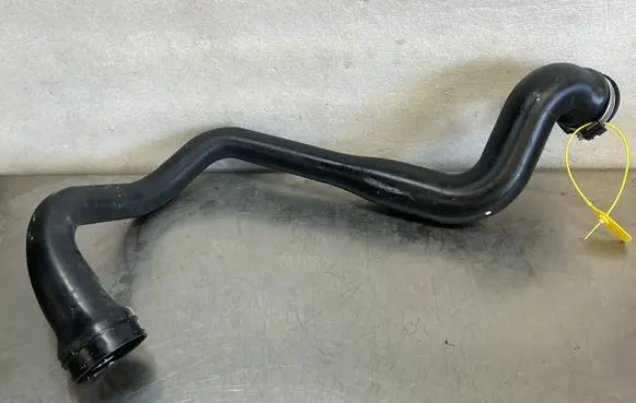 Audi Q5 SQ5 Engine coolant pipe/hose 
