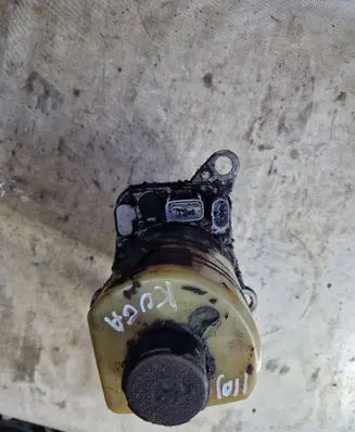 Ford Kuga I Power steering pump C6S4B