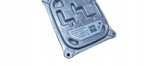 Audi R8 42 Voltage converter/converter module 