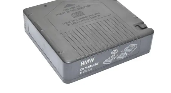 CD/DVD changer