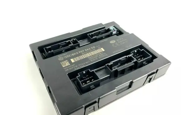 Audi A5 8T 8F Comfort/convenience module 8K0907064GB
