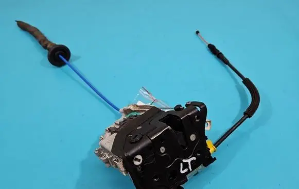Audi A8 S8 D4 4H Rear door lock 8K0839015D IMPRK1422598