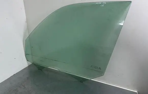 Citroen C4 SpaceTourer Front door window glass four-door 9675833380