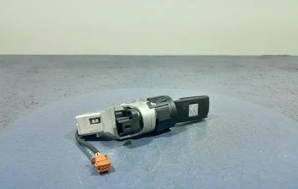 Citroen C3 Ignition lock N0502073