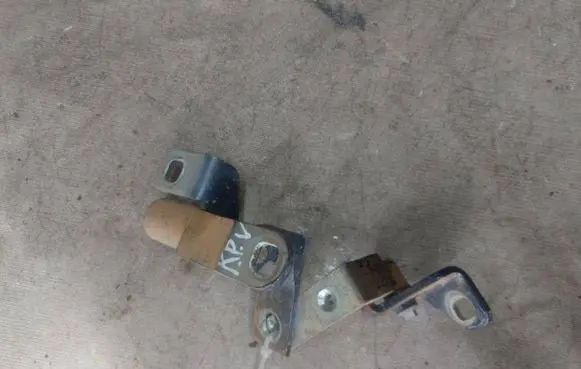 Ford S-MAX Front door hinge set a046575