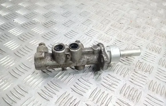 Citroen C5 Master brake cylinder