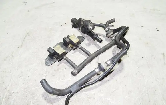 Audi A8 S8 D2 4D Turbo solenoid valve 026906283H