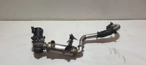 Volvo V70 EGR valve cooler 9646762280 V29010703