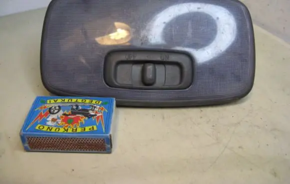 KIA Carnival Front seat light
