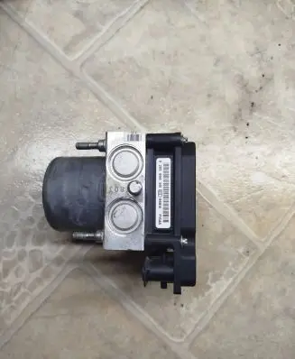 KIA Sorento ABS Pump 589103e400 0265231808 0265800561