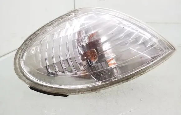 Nissan Almera N16 Front indicator light 082151594RF