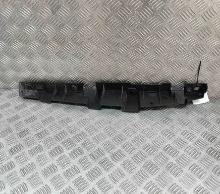 Fender mounting bracket