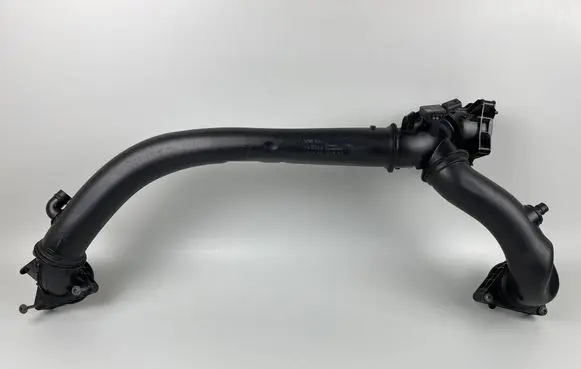 Intercooler hose/pipe