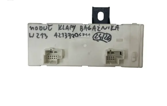 Mercedes-Benz E W213 Tailgate/trunk control unit/module A2139004711