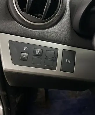 Mazda 3 II Headlight level height control switch BBM466170B