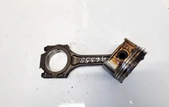 Alfa Romeo 156 Piston with connecting rod