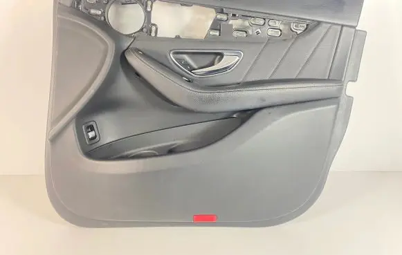 Mercedes-Benz GLC X253 C253 Front door card panel trim