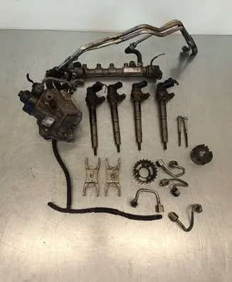 Audi A4 S4 B8 8K Fuel injection system set 0445010529 03L130755AC 05121212