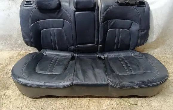 KIA Sportage Second row seats 